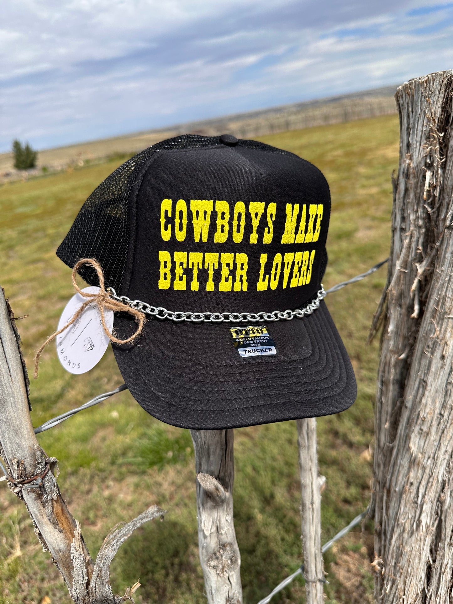 COWBOYS MAKE BETTER LOVERS